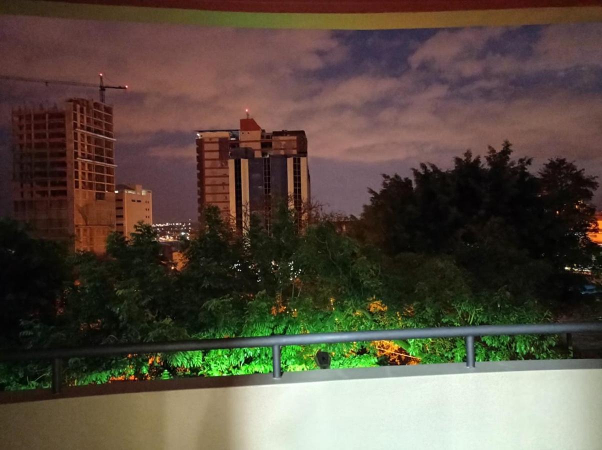Amplio Y Comodo Apartamento Con Bella Vista En Pleno Centro Σιουδάδ Ντελ Έστε Εξωτερικό φωτογραφία